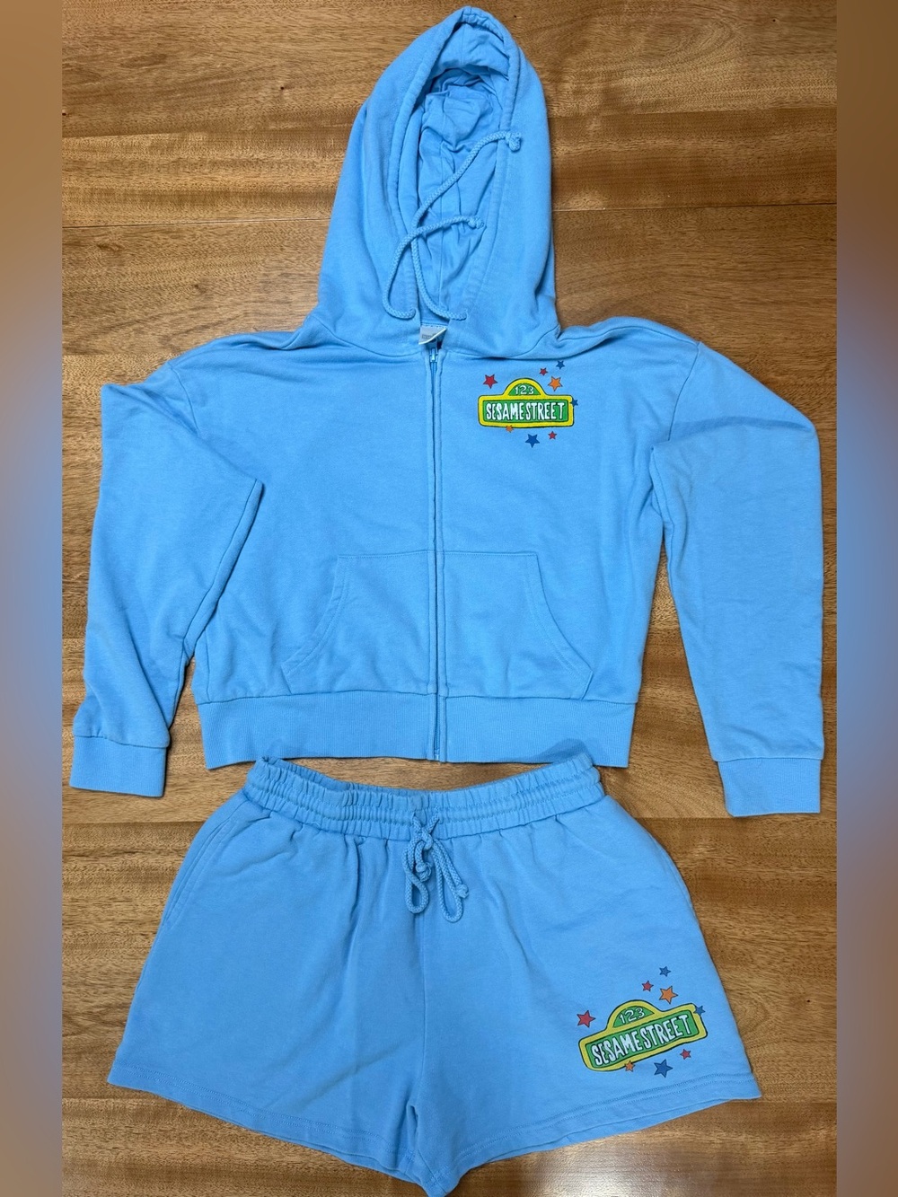 Sesame Street Girls Blue Basic Cropped Jacket (Large) w/ Matching Shorts (Small)